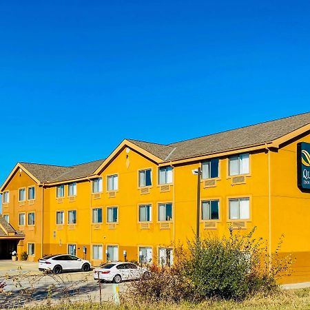 Quality Inn & Suites Bethany Zewnętrze zdjęcie