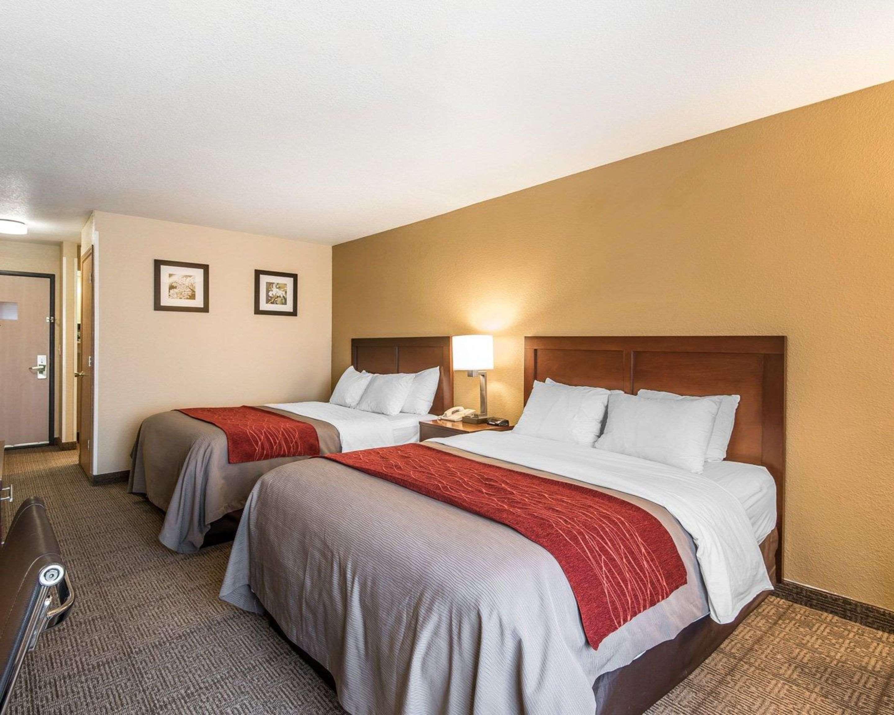 Quality Inn & Suites Bethany Zewnętrze zdjęcie