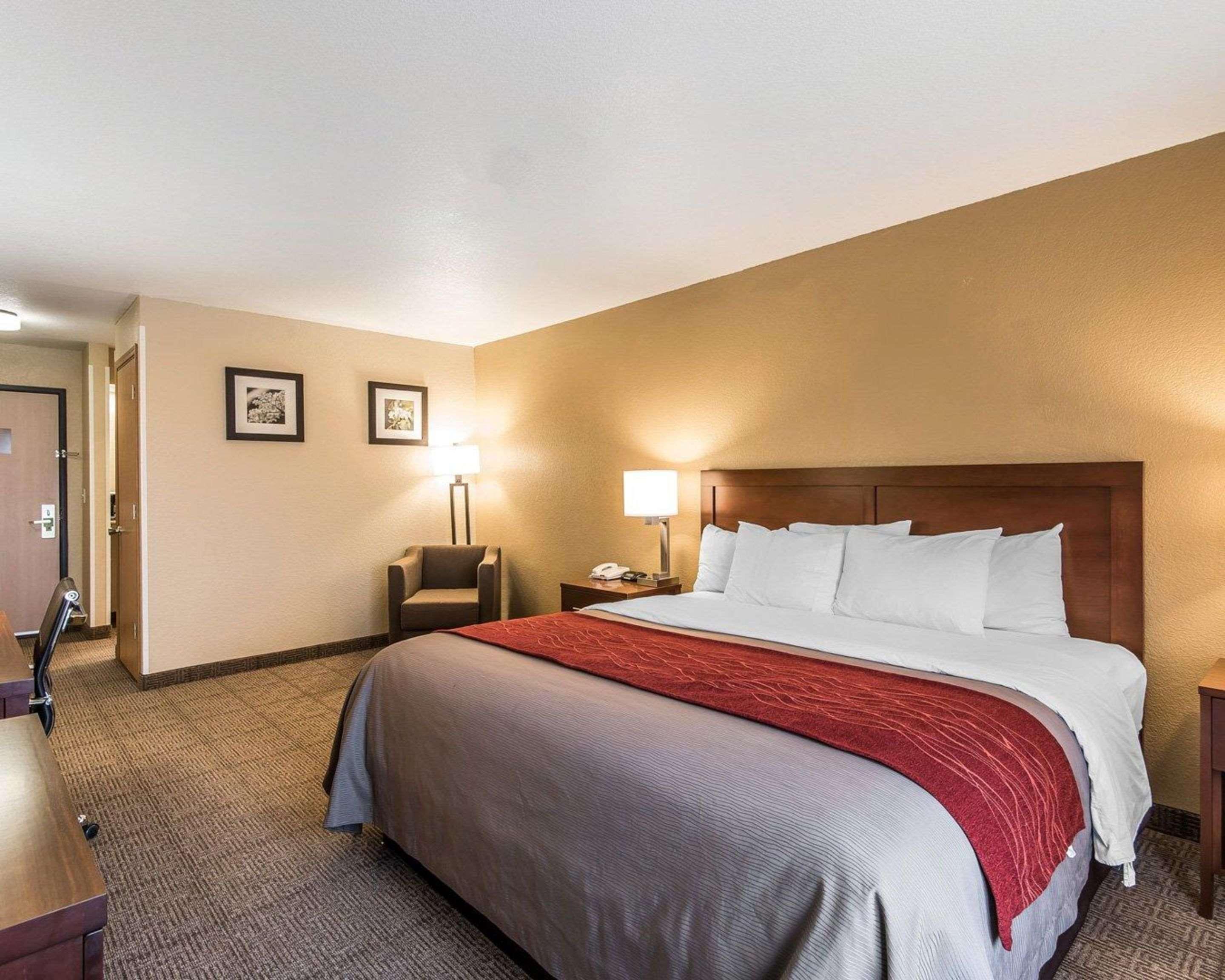 Quality Inn & Suites Bethany Zewnętrze zdjęcie