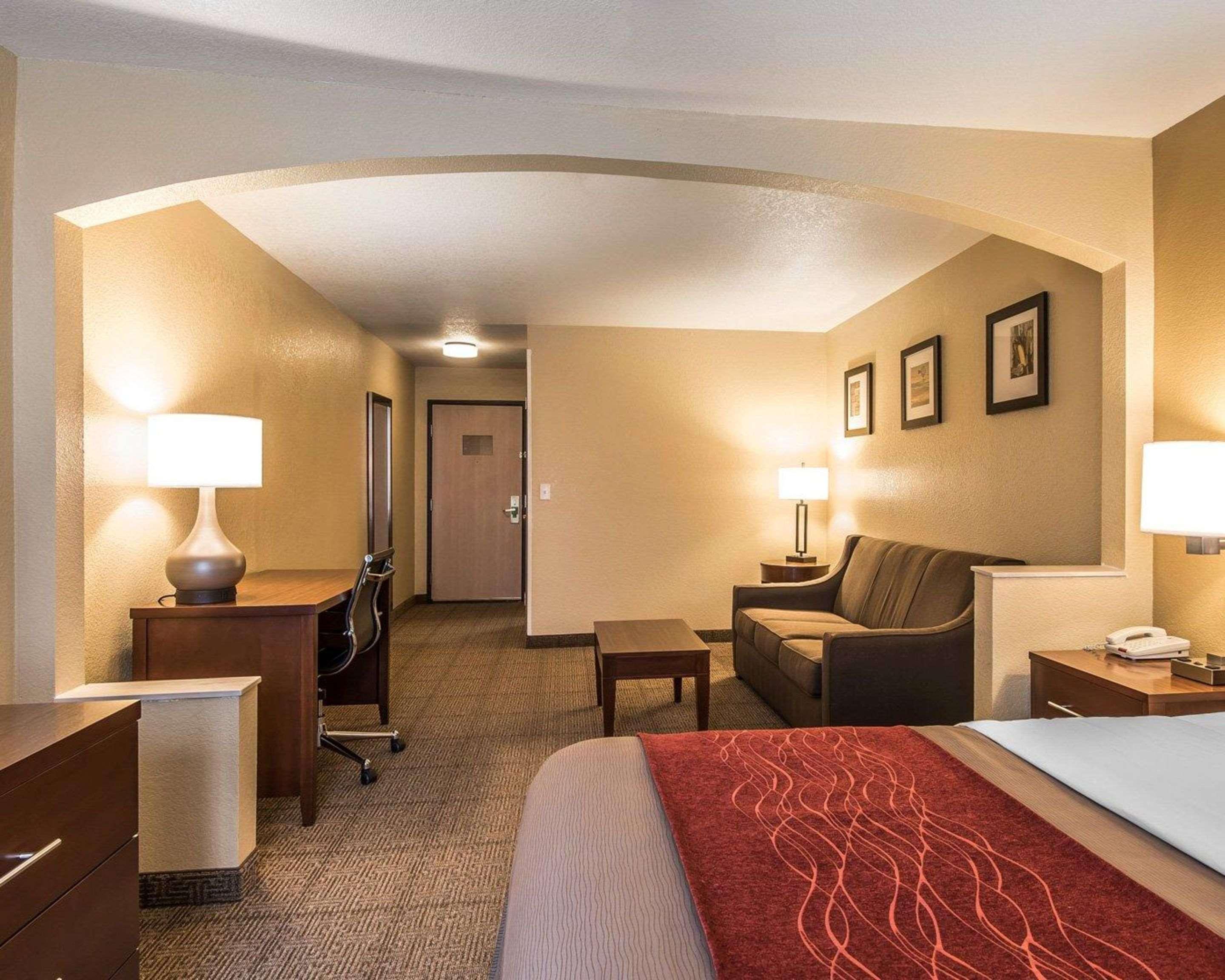 Quality Inn & Suites Bethany Zewnętrze zdjęcie
