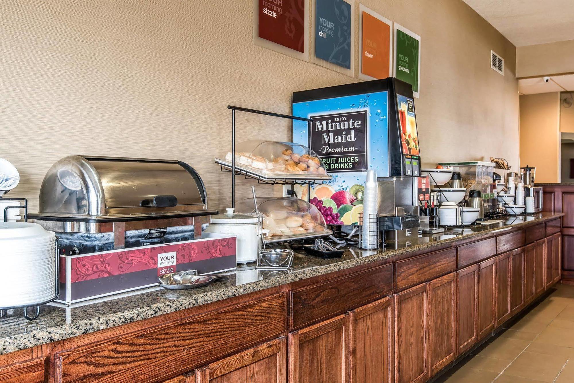 Quality Inn & Suites Bethany Zewnętrze zdjęcie