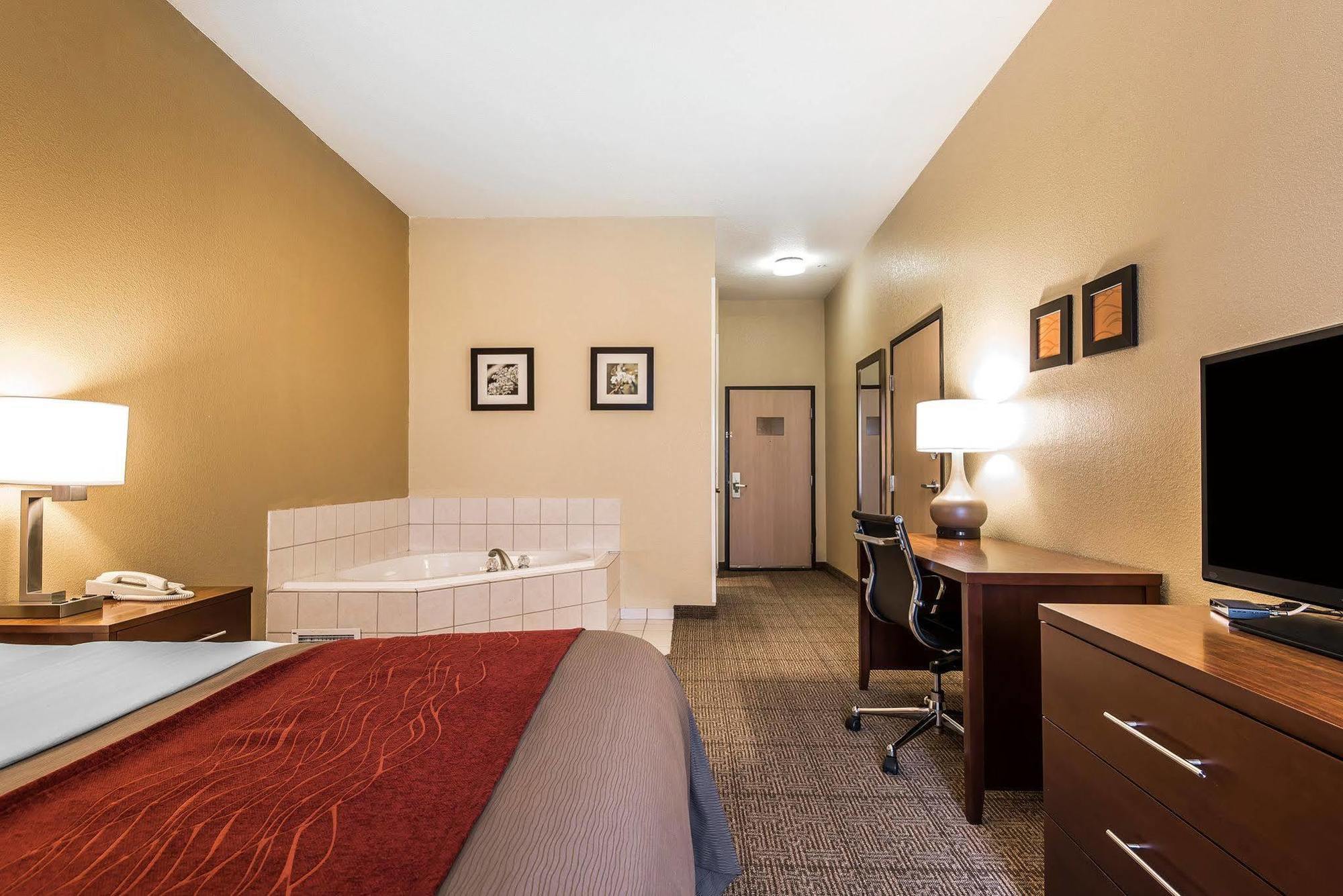 Quality Inn & Suites Bethany Zewnętrze zdjęcie